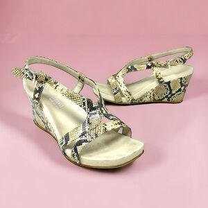 La Canadienne Cream Snake Print Wedge Sandals Size 39